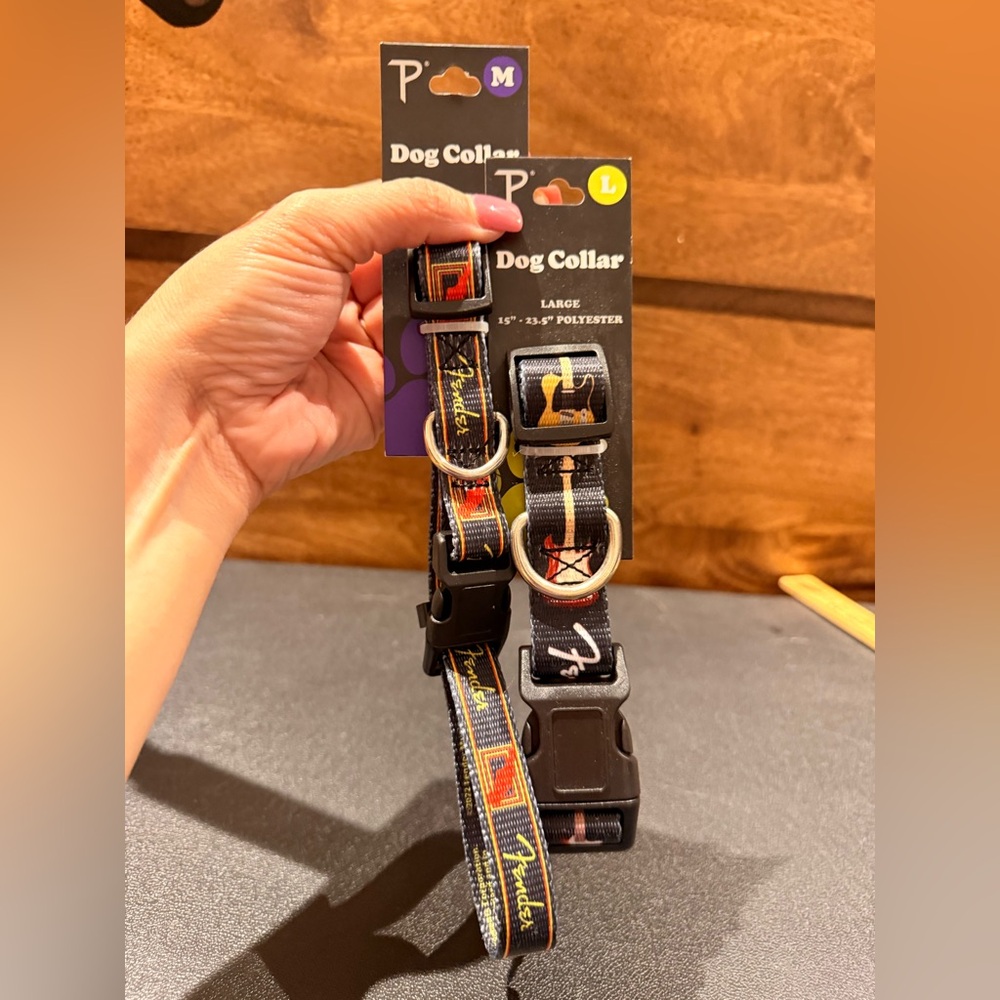 NWT Perri’s Medium and Large Fender Guitar Dog Collar